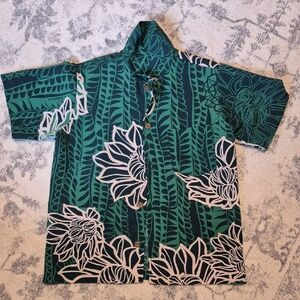 Boys M Manuheali'i Shirt